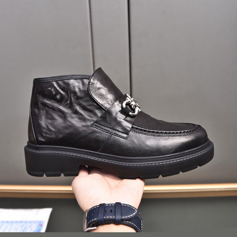 Pra*a boots